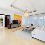 Frond K, Beachfront Villa, Palm Jumeirah - Mint Stay