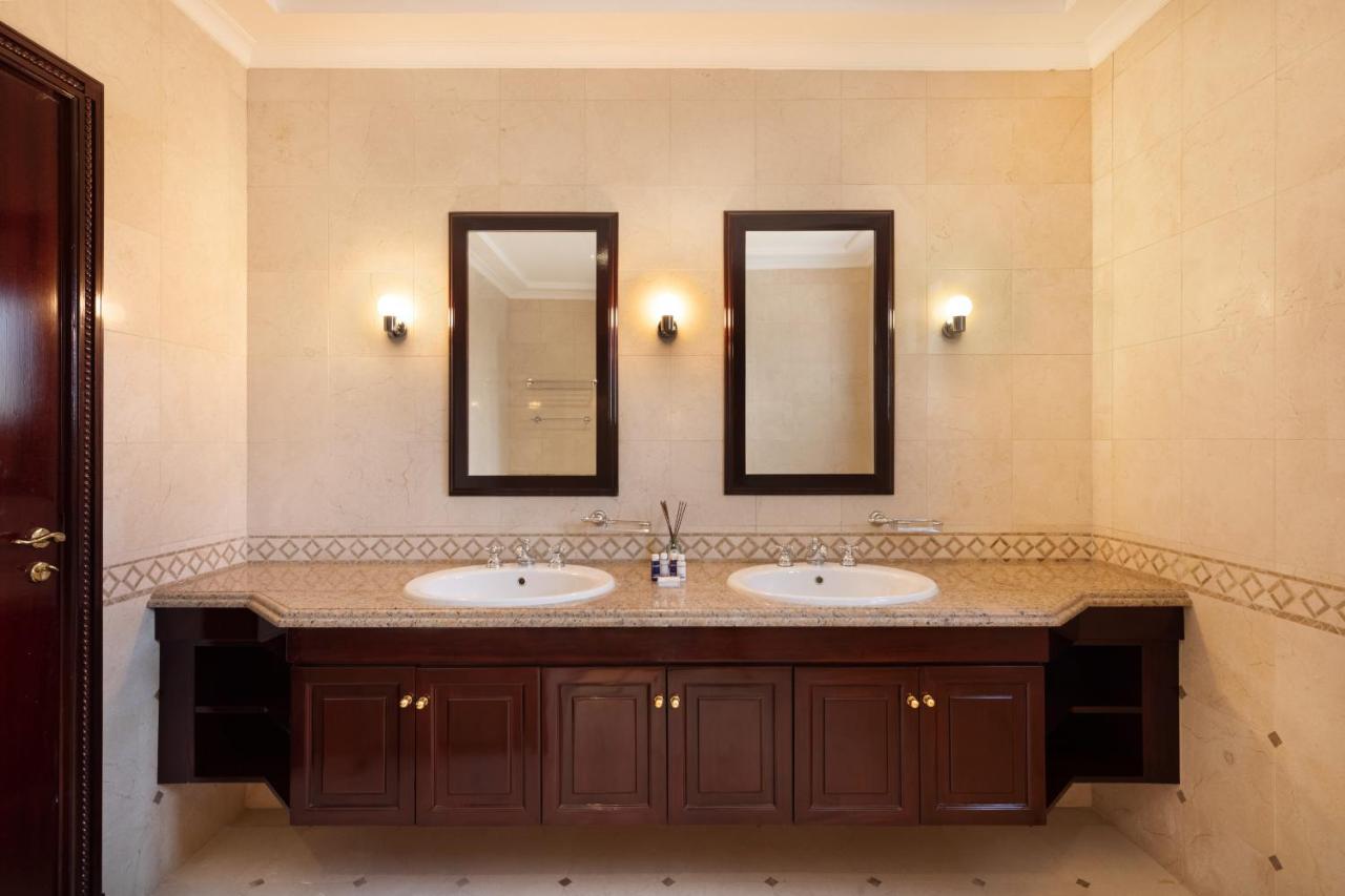 Frond K, Beachfront Villa, Palm Jumeirah - Mint