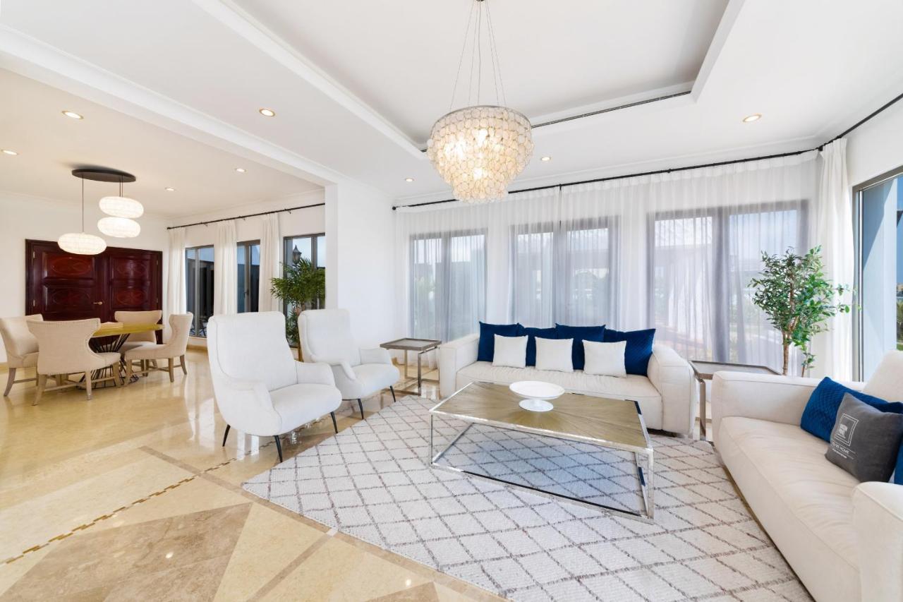 Frond K, Beachfront Villa, Palm Jumeirah - Mint Dubai