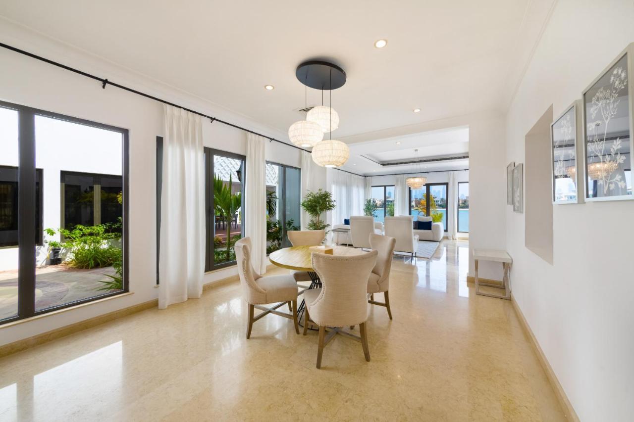 Frond K, Beachfront Villa, Palm Jumeirah - Mint *