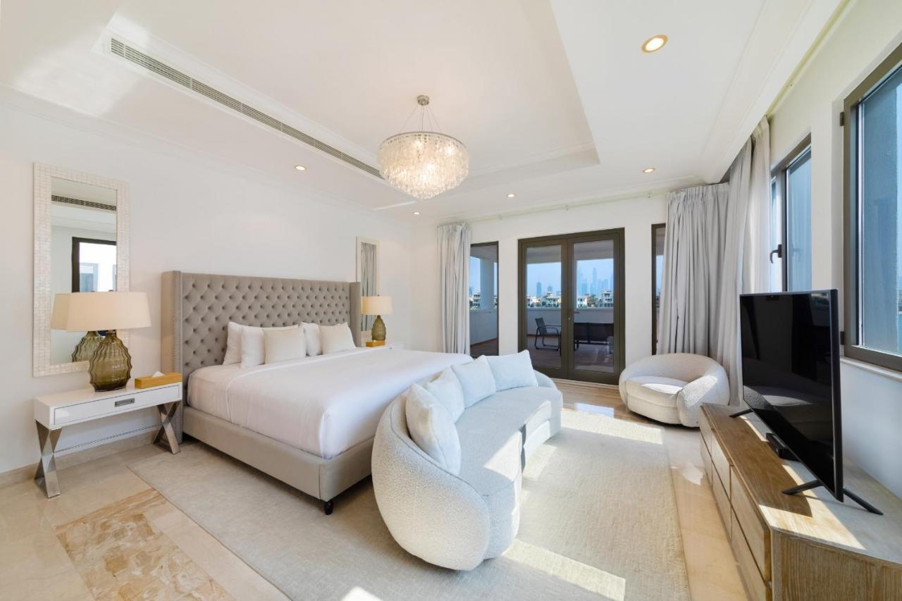 Frond K, Beachfront Villa, Palm Jumeirah - Mint Villa *