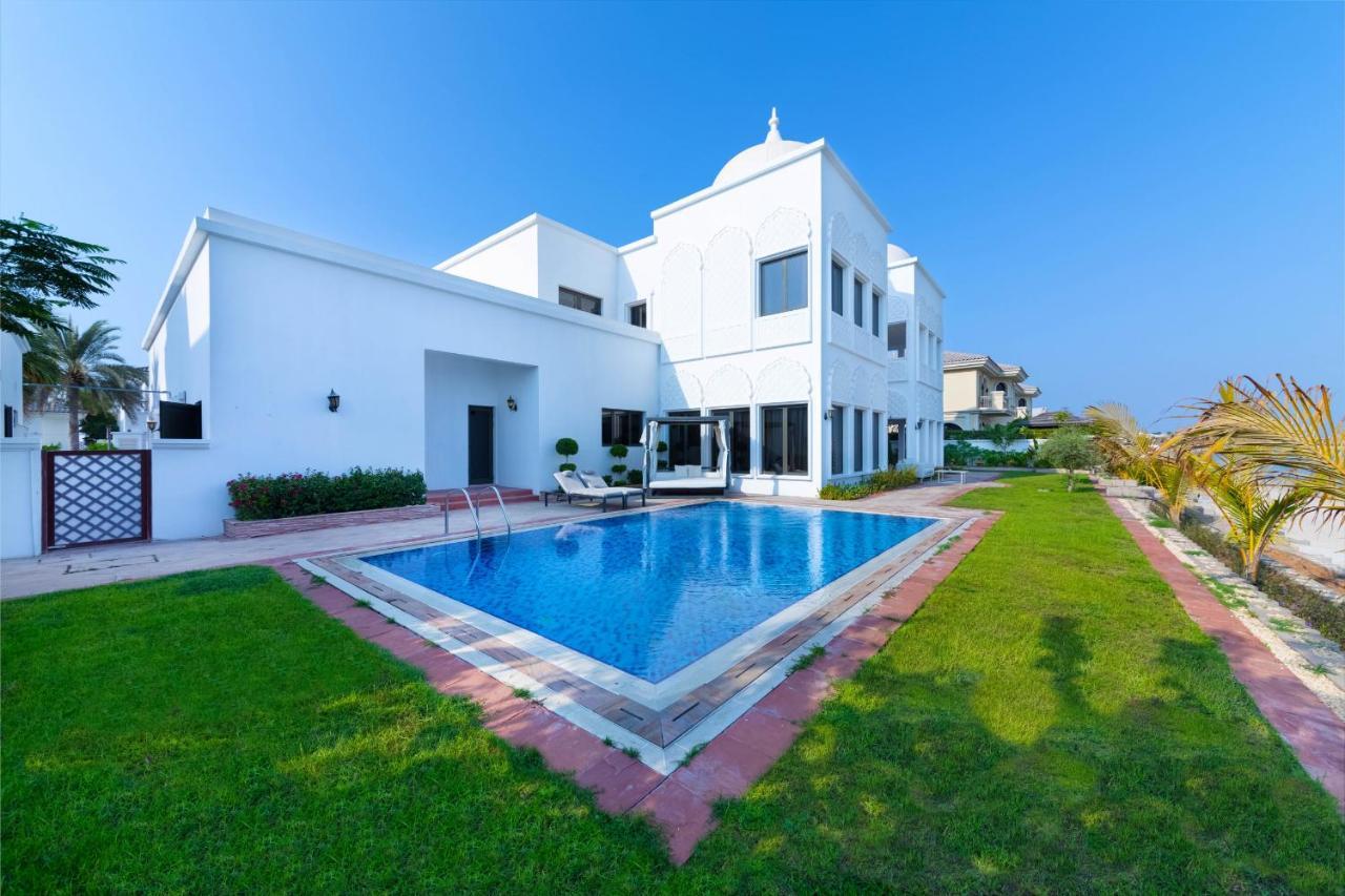 Villa Frond K, Beachfront Villa, Palm Jumeirah - Mint